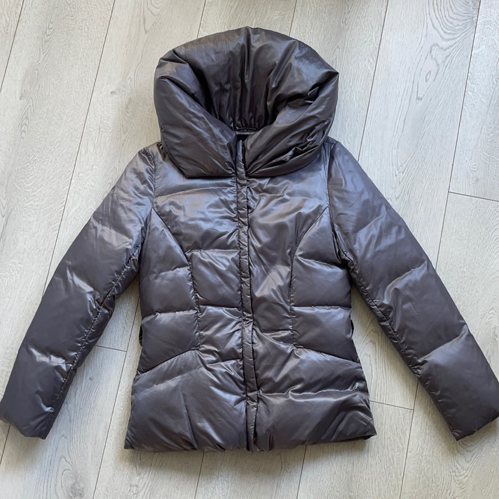 Renato Balestra Size 6 Grey Down Jacket Made in Italy